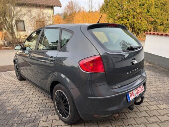 Seat Altea 1.6i Reference, 1-majitel, servisováno - 4