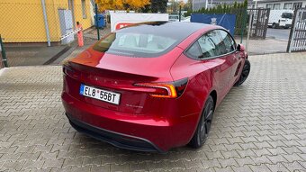 Tesla Model 3 Highland Long Range s pohonem všech kol - 4