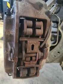 Predné brzdy 3.0 tdi VW Touareg 7l - 4