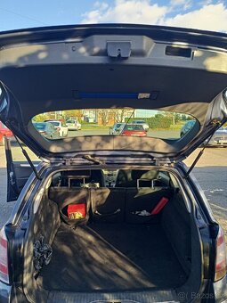 Opel Astra H combi 1.7CDTI rok 2008 - 4