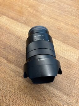 Sony Zeiss FE 24-70/4 - 4