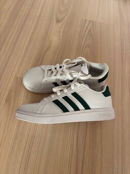 ADIDAS Court 2.0K, vel.35.5 - 4