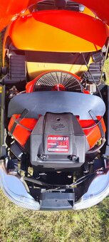 Zahradní traktůrek. - 4