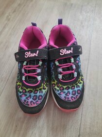 Krasne divci tenisky vel. 30 top stav - 4