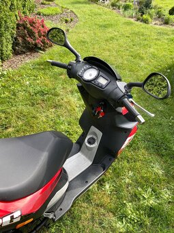 Skútr Piaggio NRG 50 - 4