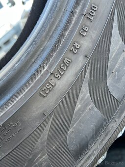 Pneu Pirelli letní 235/65/17 80% dot1521 - 4