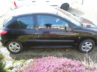 PEUGEOT 206 - 4