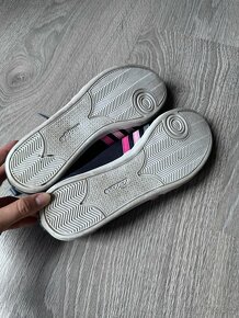 Krásné dámské Adidas tenisky, vel 37 - 4