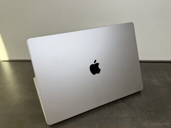 Macbook Pro 16" 2021 512GB / 16GB / M1 Pro / Silver - 4