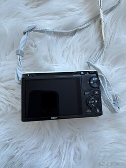 Fotoaparát Nikon 1 J1 + objektiv 10-30mm VR bílý - 4