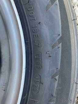 2 kola ford custom zimní obutí + 4ks TPMS 2019 a mladší - 4