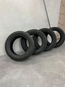 Goodyear efficientgrip 215/55R17 94V letní pneu - 4