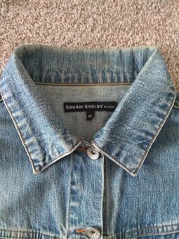 Kvalitní dámská jeans bunda Wonder Woman - č. 40 - 4