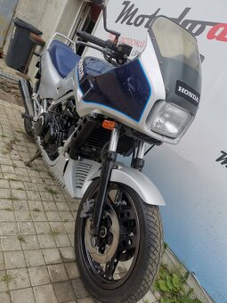 Honda VF 1000 - 4