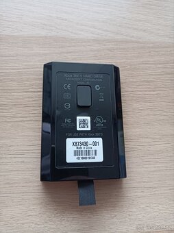 HDD 320 GB do Xboxu 360 - 4