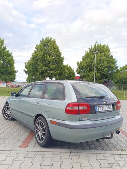 Volvo V40 ; 1,8 ben. ; 2003 - 4