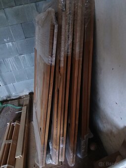 Dřevěné parapety 75x142 cm,je 10 kusů.Cena 5500 kč - 4