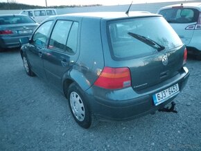 Volkswagen Golf 1.6 77kw NOVÁ STK - 4
