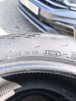 Hankook Ventus Evo SUV 235/50/R19 - 4