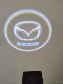 Projekce znaku Mazda - 4