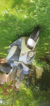 Skútr HONDA 125 NES - 4