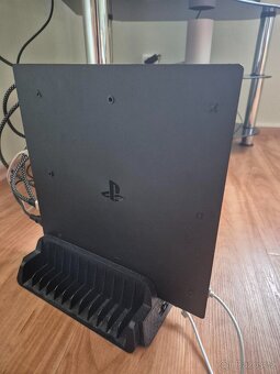 PlayStation 4 Pro, 1TB, Hry, Volant. - 4