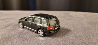 Volkswagen Touareg 1:43 - 4