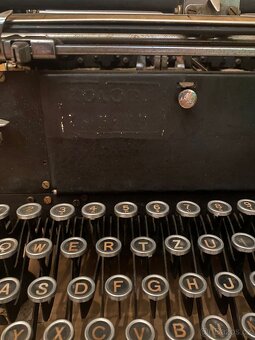 Psací stroj Continental - 4