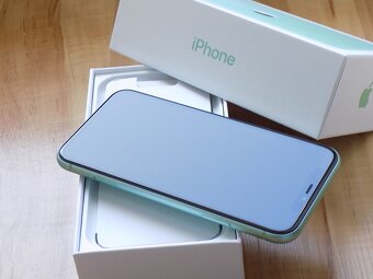  APPLE iPhone 11 256GB Green - ZÁRUKA - TOP STAV - 100%BAT. - 4