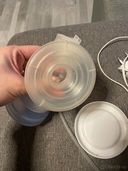 Elektrická odsávačka Philips Avent SCF 395 - 4