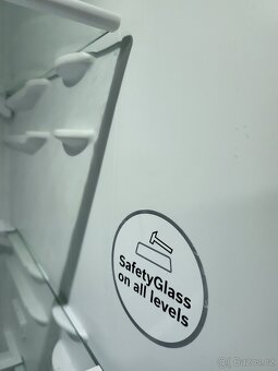 velká NEREZ lednice, moderní 185x60 - 4