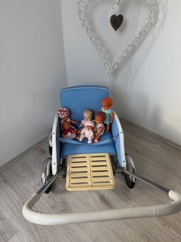 ✨ Retro kočárek po renovaci + sběratelské panenky ✨ - 4