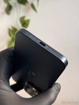 iPhone 15 Pro Max 256GB modrý - 4