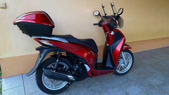 Honda SH 125i / po 1.majiteli / jak nová / 2014 / serviska - 4