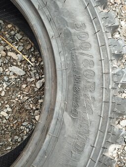 Pneu traktorová 300/80 R24 - 4