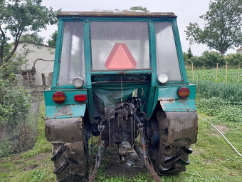 Traktor Zetor 6911 - 4