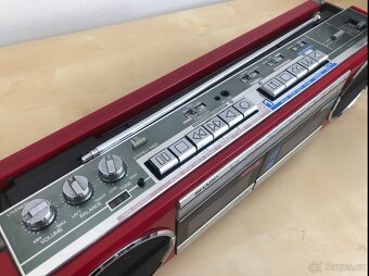 Sharp QT77 - 4