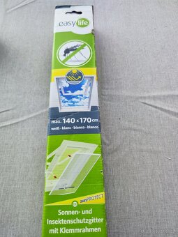 Nová síť proti hmyzu do střešního okna - 4