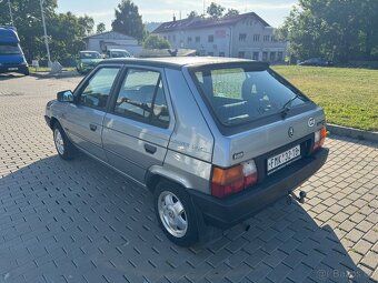 Škoda Favorit 135 GLXi Silverline 40kW - 4
