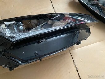Světla Škoda Octavia 4 full led matrix - 4