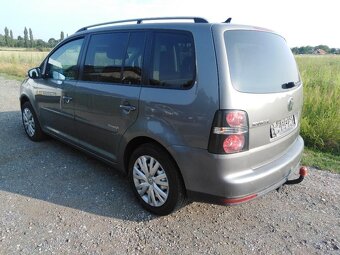 VW TOURAN 1,9 TDi RV 2010,,, NAFTA 77 KW S TAŽNÝM 6. KVALT - 4