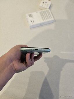 Iphon 11 - 4