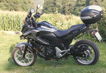 HONDA NC 750X - 4