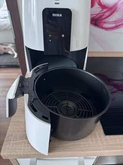 Horkovzdušná fritéza - TESLA AirCook Q30 - 4