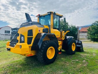 Kolový nakladač Volvo L60H - 4