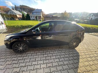 FOCUS 1.6 2011 benzín 74KW - 4