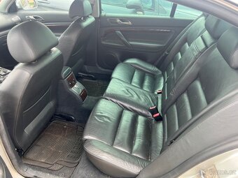 Interiér Škoda Superb 1 Kožený - 4