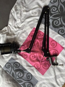 Streamovací mikrofón +stojan+kabel - 4