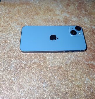 Apple iPhone 14 - 4