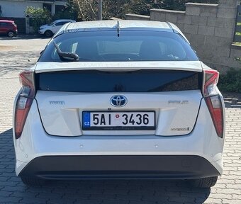 114.000km, Toyota Prius IV, Hybrid Executive koupeno v CZ - 4